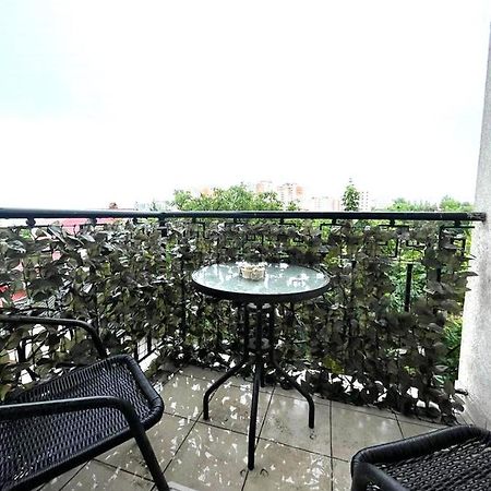Large Apartment !!!Ciuflea Str. Kischinau Exterior foto