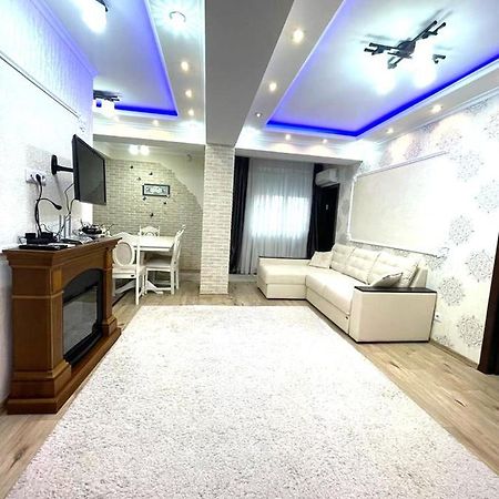 Large Apartment !!!Ciuflea Str. Kischinau Exterior foto